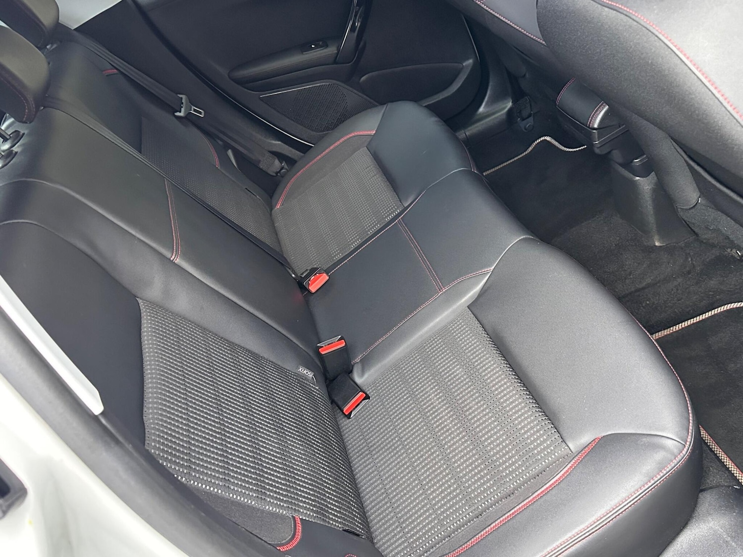 Used Peugeot 208 2018 for sale - 76521647: Photo 14