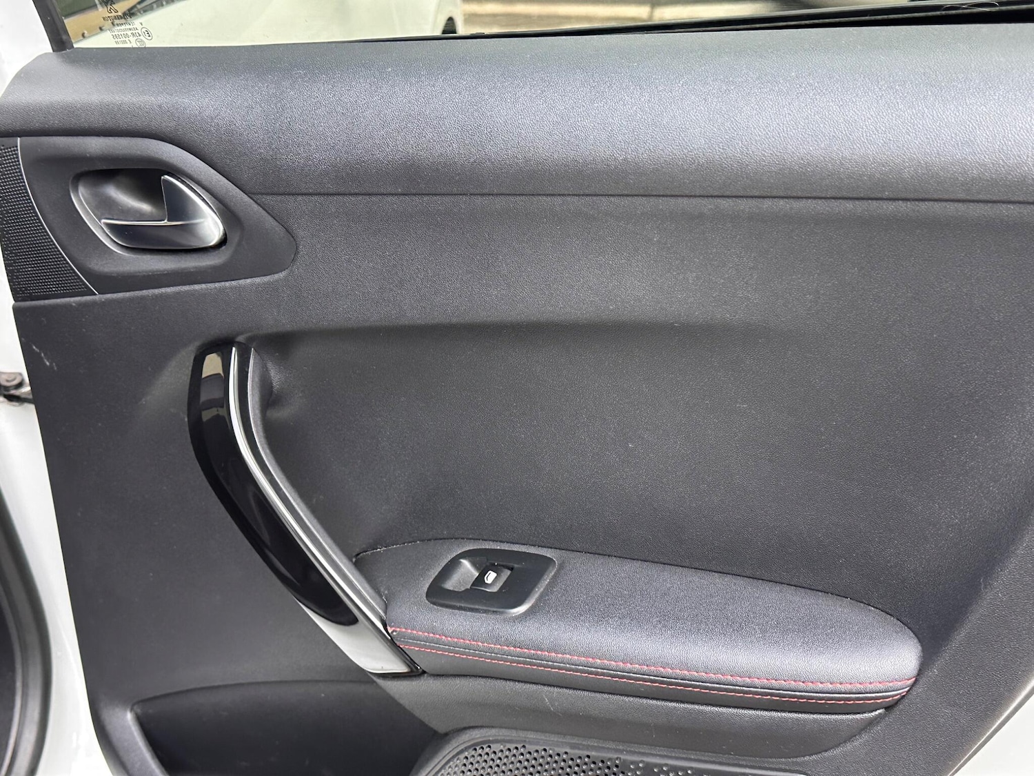 Used Peugeot 208 2018 for sale - 76521647: Photo 17