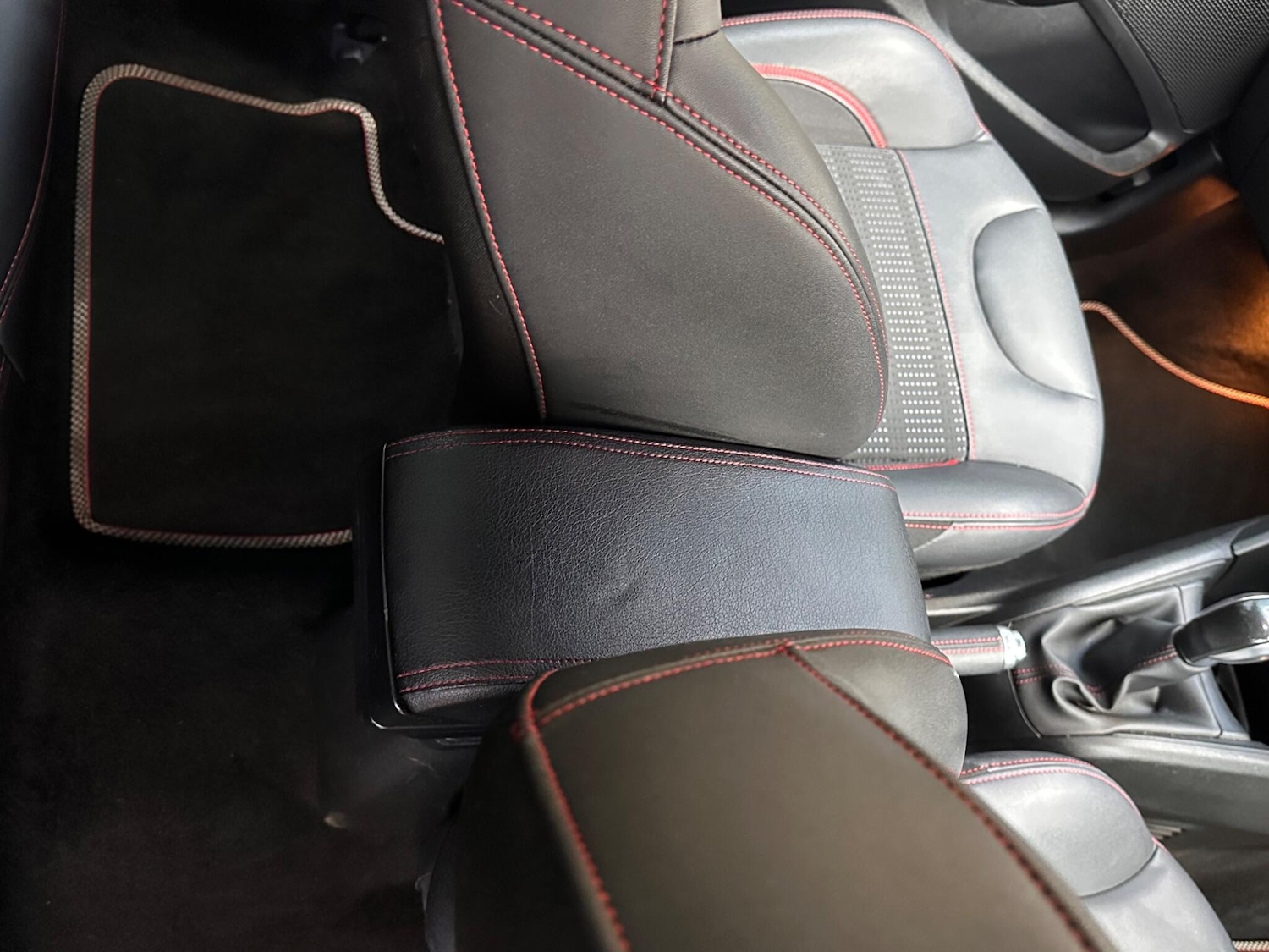 Used Peugeot 208 2018 for sale - 76521647: Photo 24