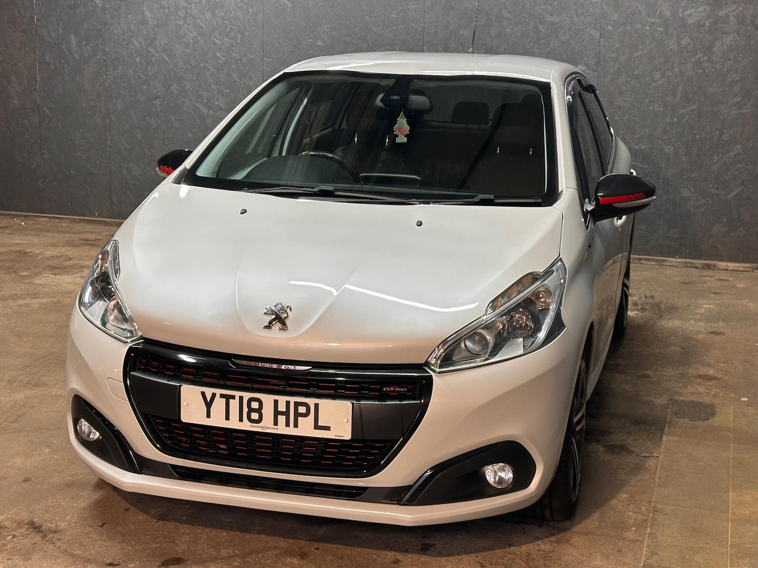 Used Peugeot 208 2018 for sale - 76521647: Photo 5