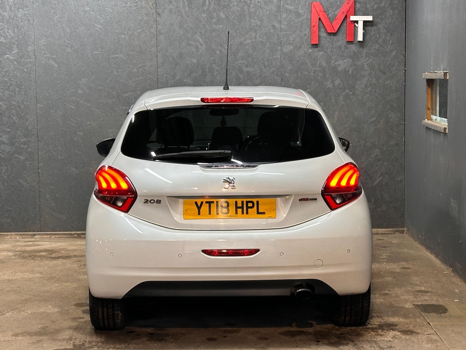 Used Peugeot 208 2018 for sale - 76521647: Photo 9