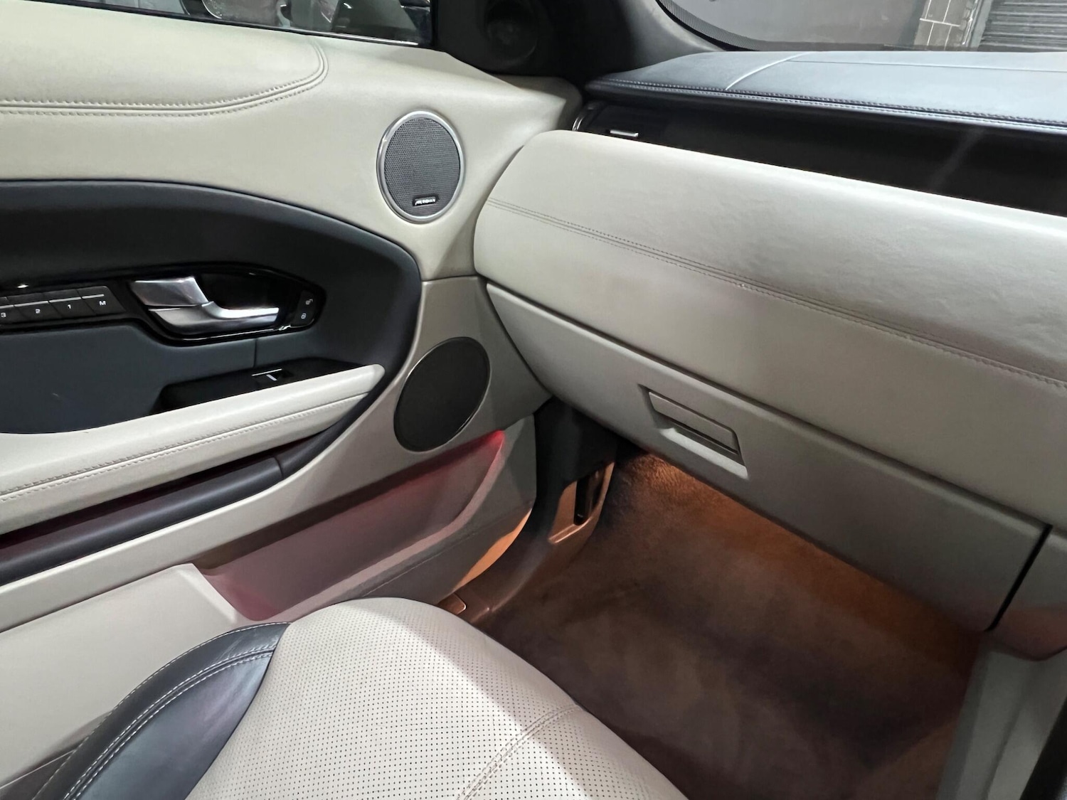 Used Land Rover Range Rover Evoque 2017 for sale - 77066393: Photo 18