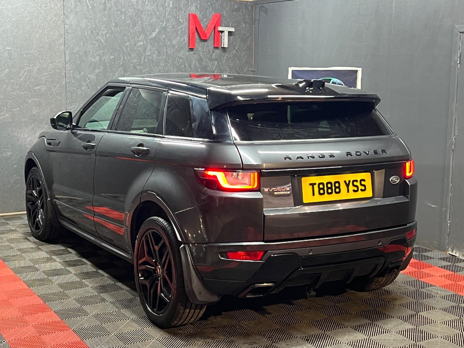 Used Land Rover Range Rover Evoque 2017 for sale - 77066393: Photo 4