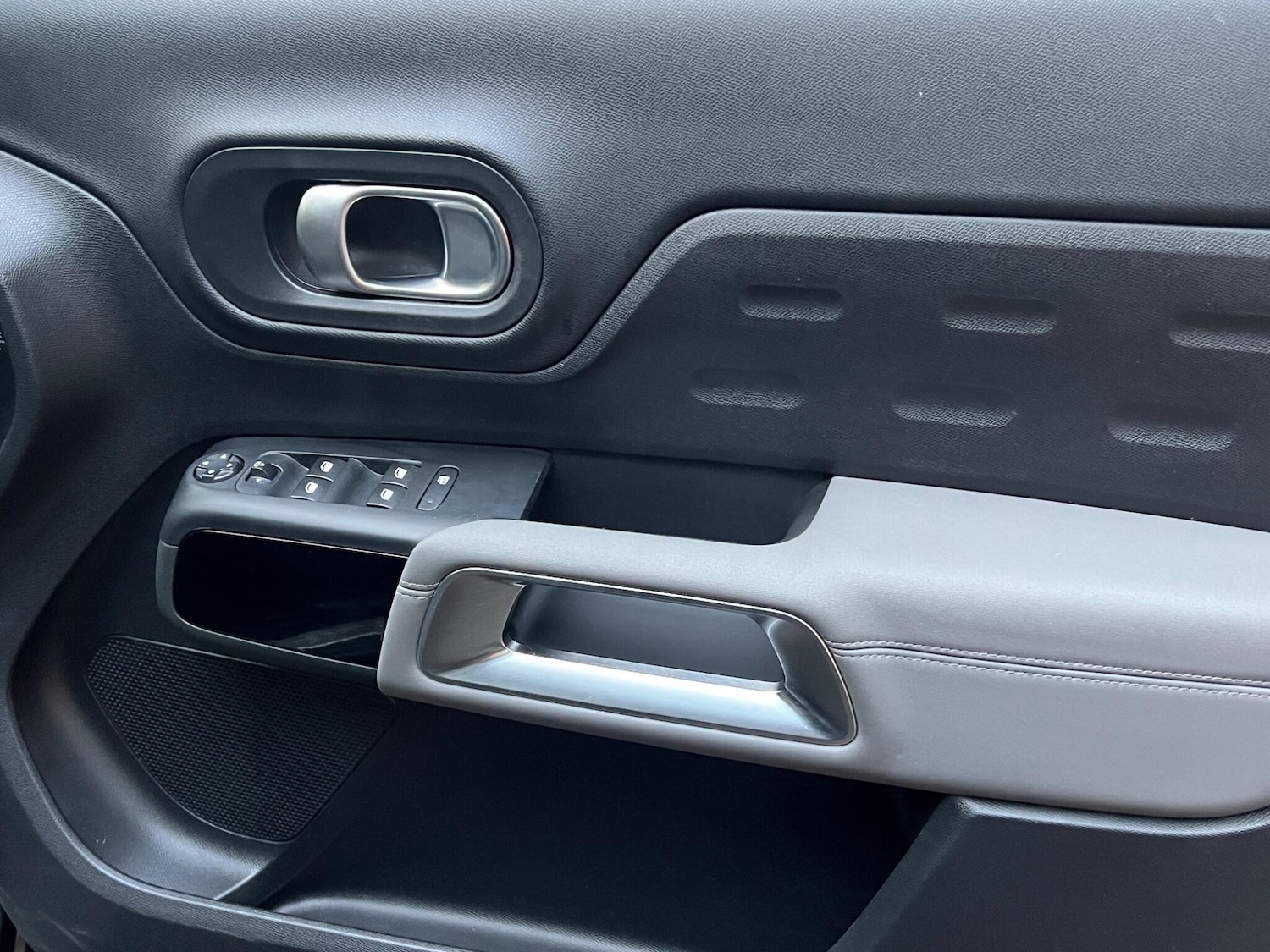 Used Citroen C5 Aircross for sale - 77016093: Photo 48