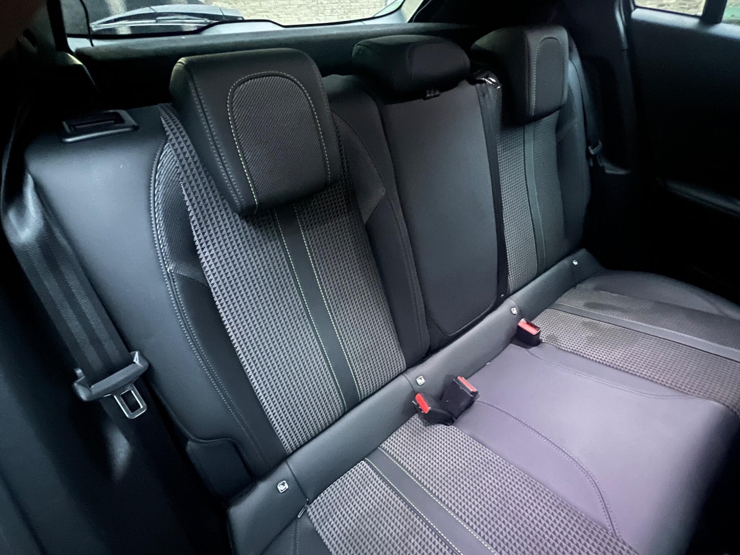 Used Peugeot 2008 2023 for sale - 77050013: Photo 18