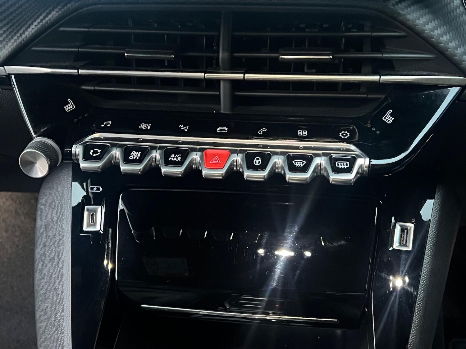 Used Peugeot 2008 2023 for sale - 77050013: Photo 51