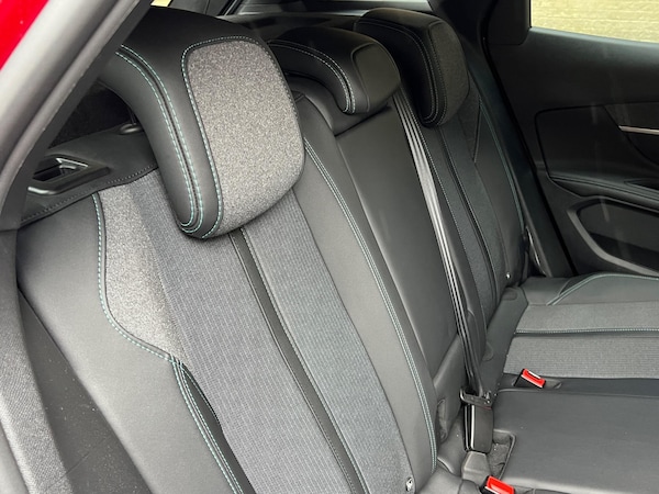 Used Peugeot 3008 2023 for sale - 76021229: Photo 23