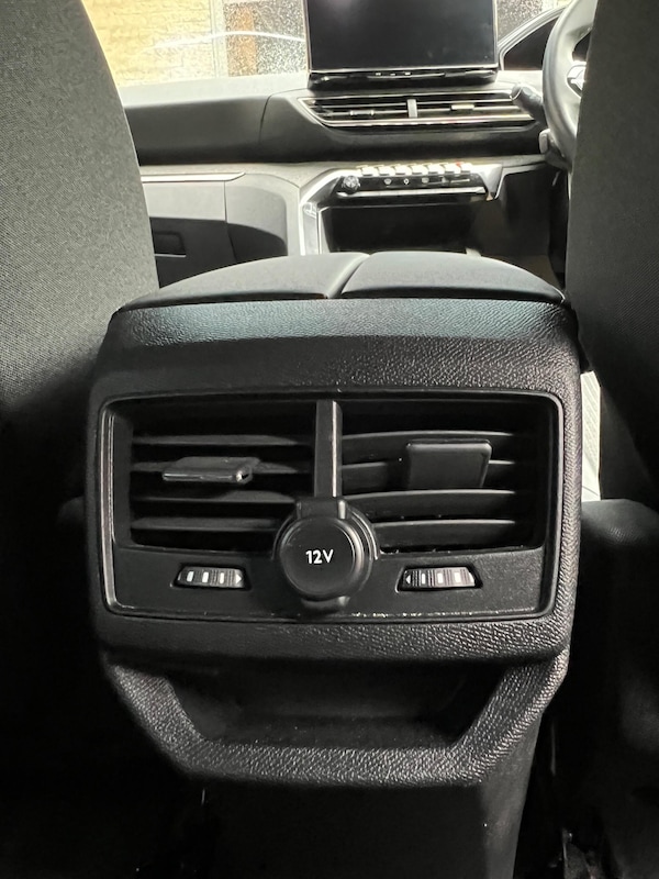 Used Peugeot 3008 2023 for sale - 76021229: Photo 24