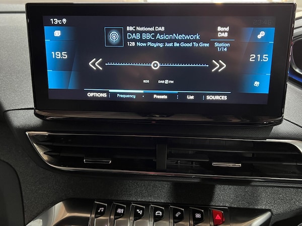 Used Peugeot 3008 2023 for sale - 76021229: Photo 36
