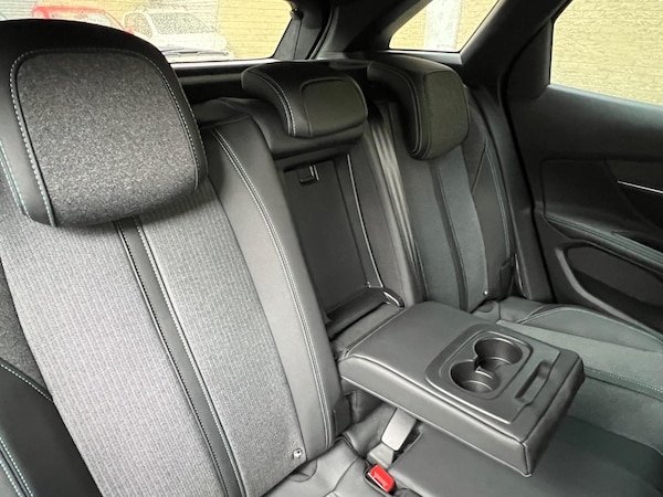 Used Peugeot 3008 2023 for sale - 76021229: Photo 51