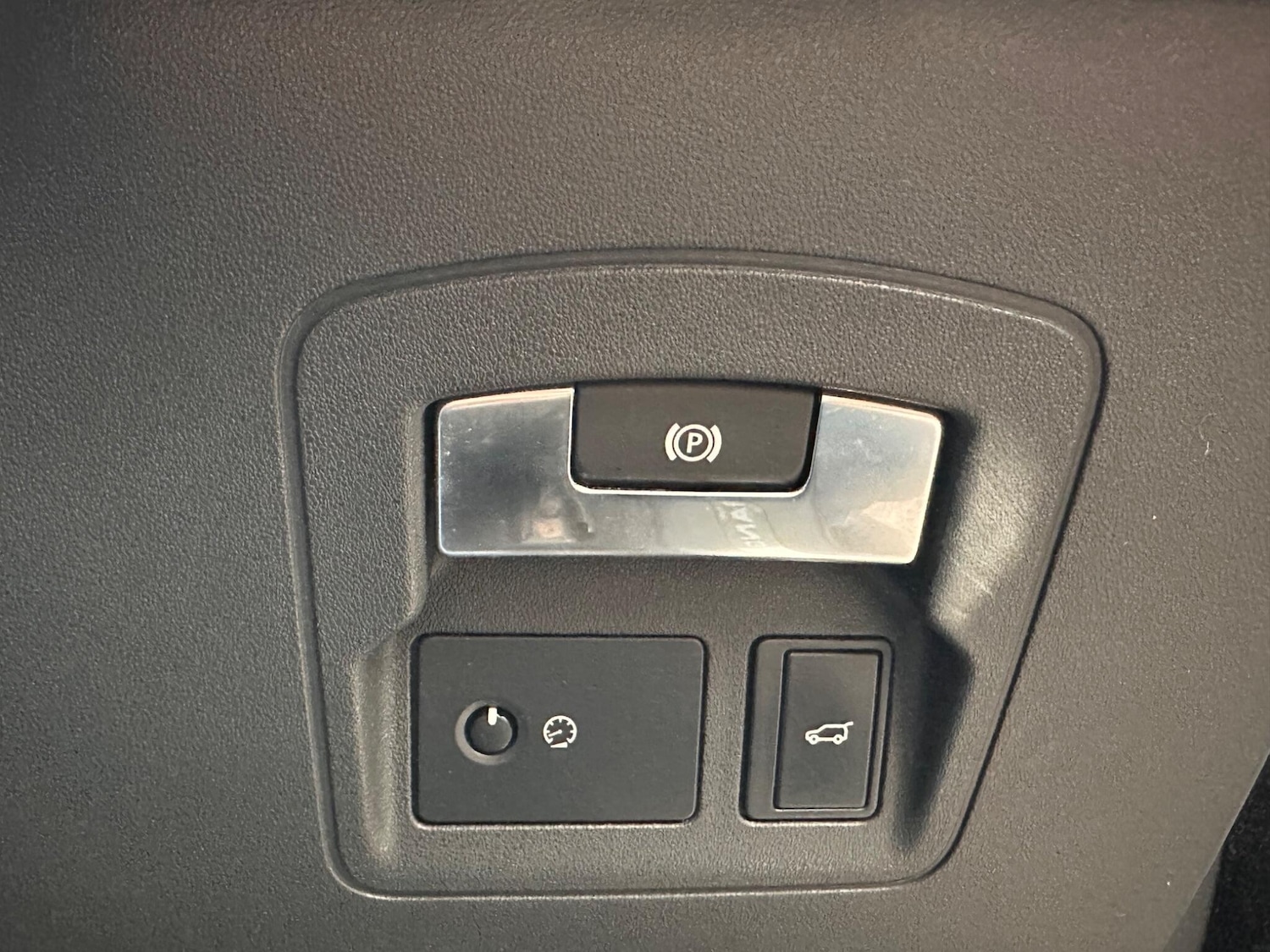 Used Land Rover Range Rover Velar 2018 for sale - 76472916: Photo 14