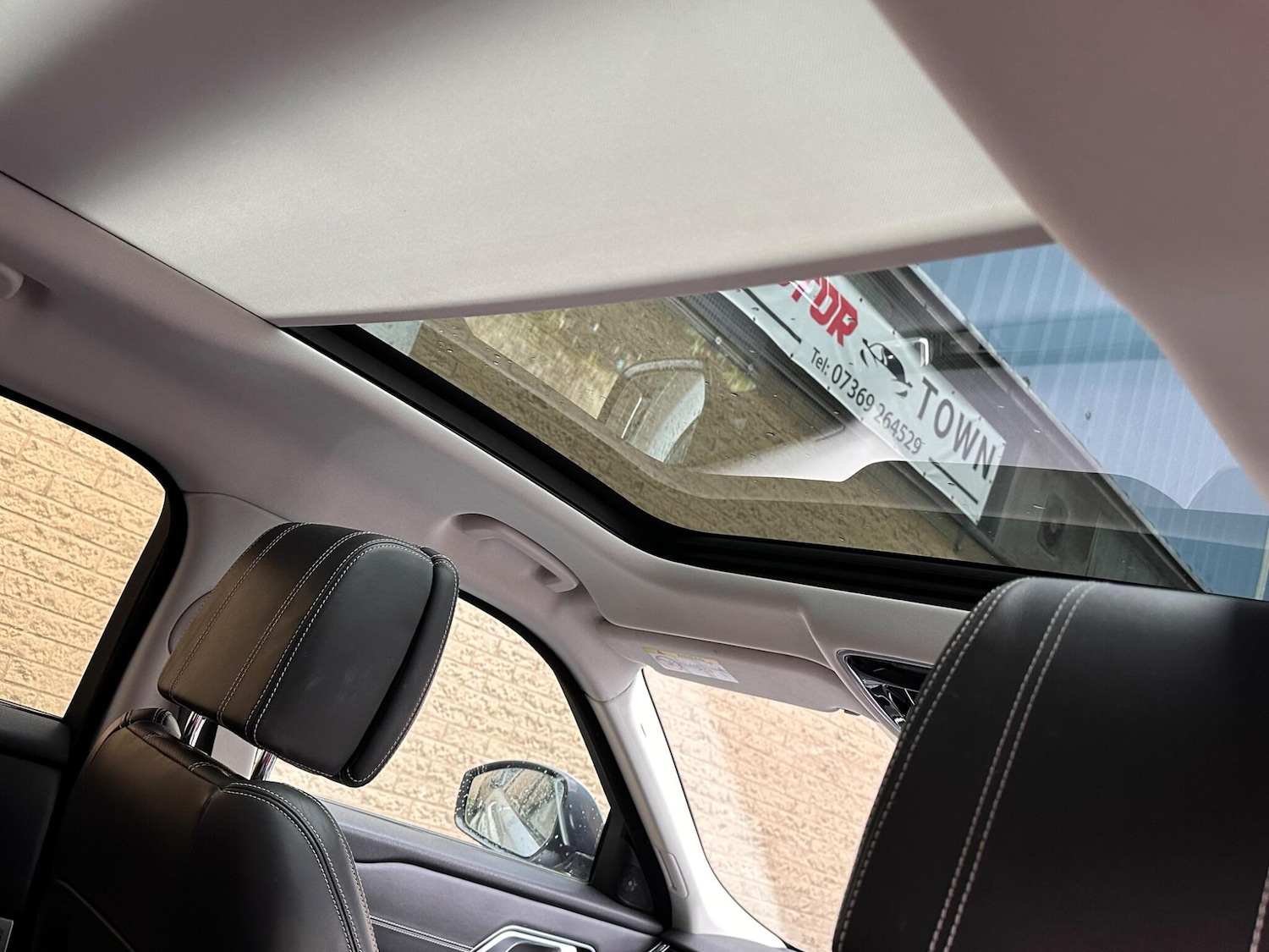 Used Land Rover Range Rover Velar 2018 for sale - 76472916: Photo 29