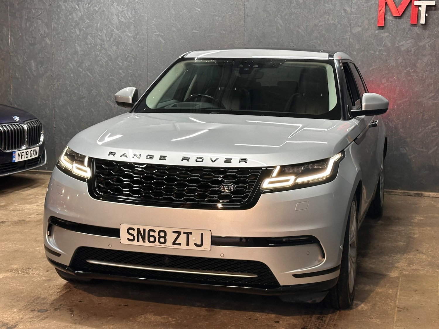 Used Land Rover Range Rover Velar 2018 for sale - 76472916: Photo 33