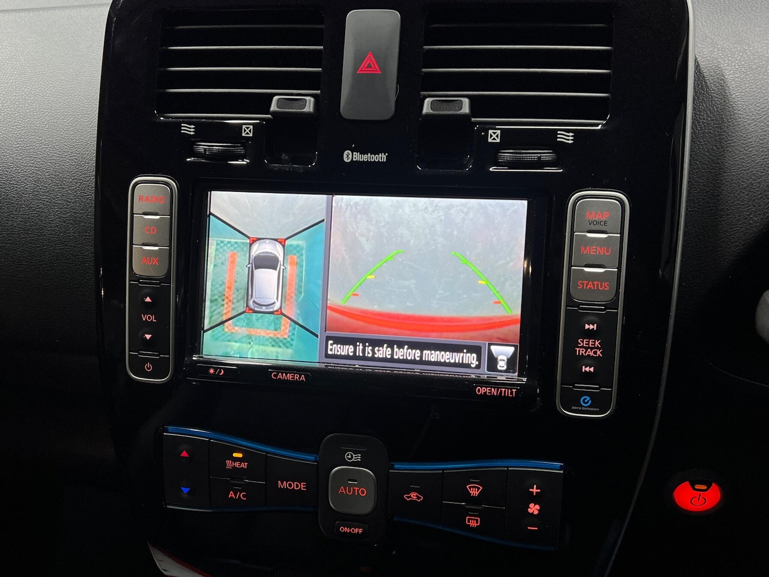 Used Nissan Leaf 2017 for sale - 77982479: Photo 32