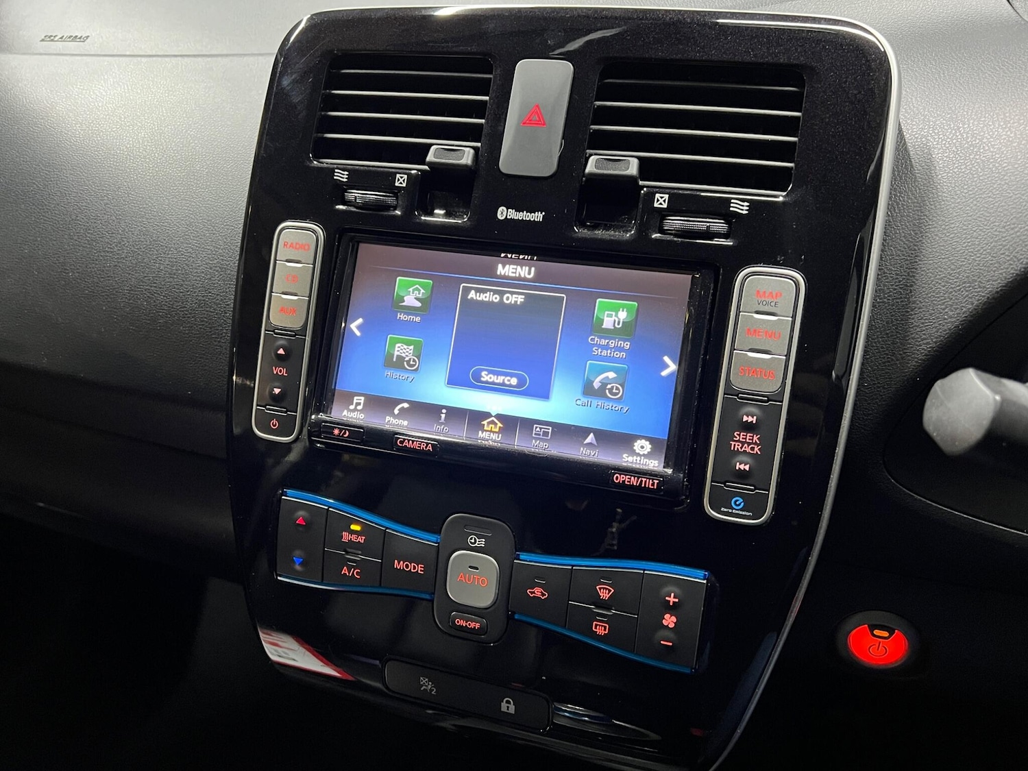 Used Nissan Leaf 2017 for sale - 77982479: Photo 36