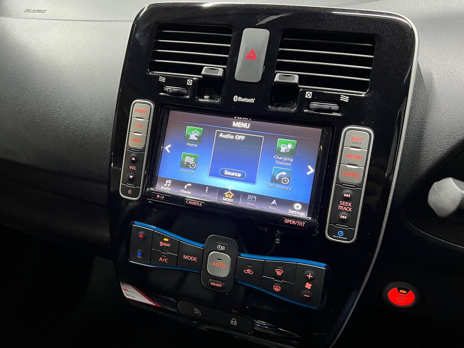 Used Nissan Leaf 2017 for sale - 77982479: Photo 37