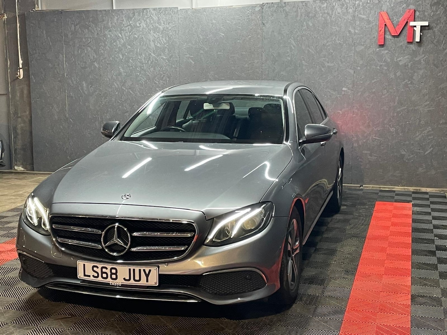 Used Mercedes-Benz E Class 2018 for sale - 77238631: Photo 10