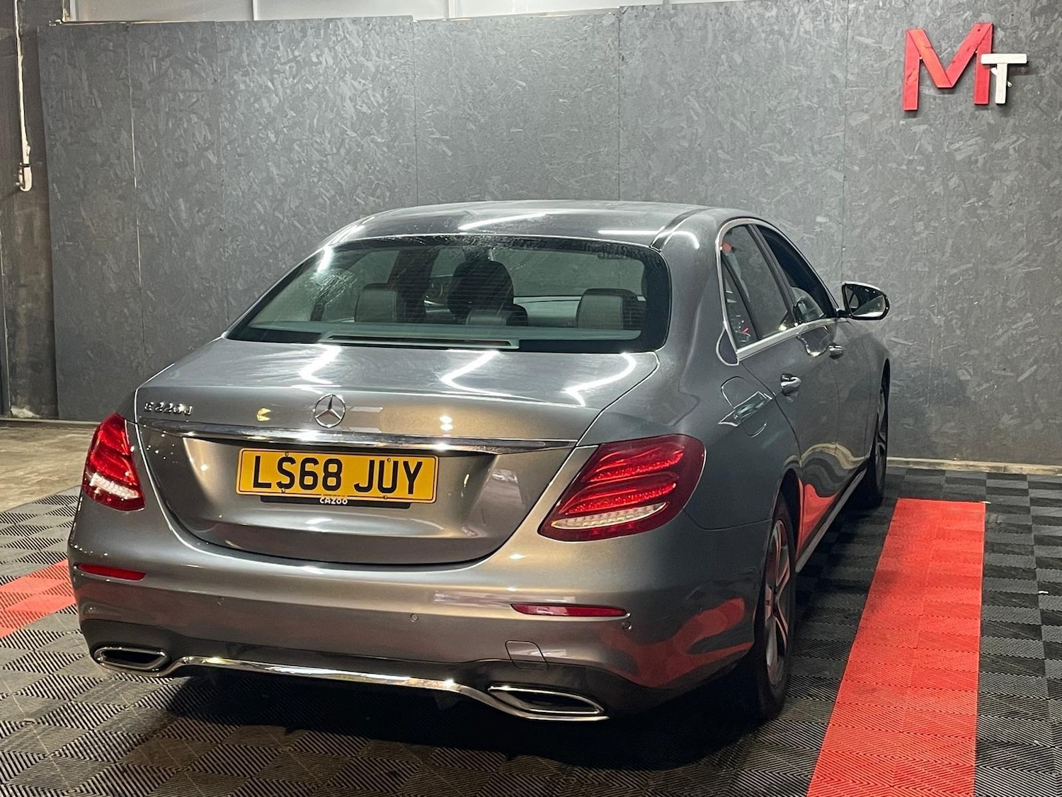 Used Mercedes-Benz E Class 2018 for sale - 77238631: Photo 35