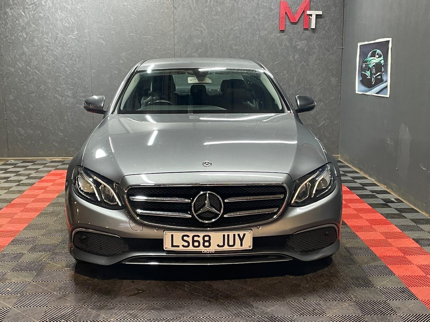 Used Mercedes-Benz E Class 2018 for sale - 77238631: Photo 4