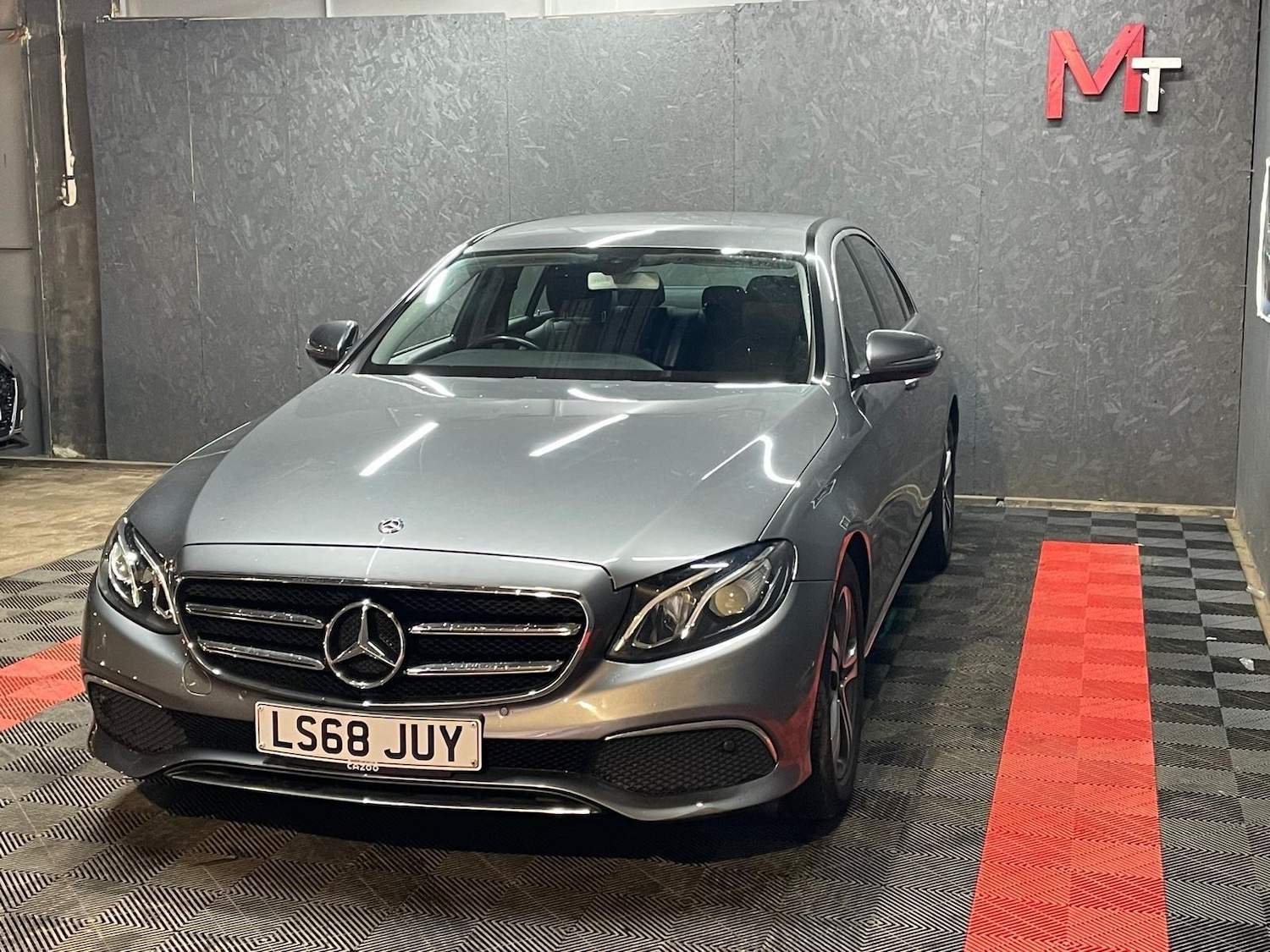 Used Mercedes-Benz E Class 2018 for sale - 77238631: Photo 6