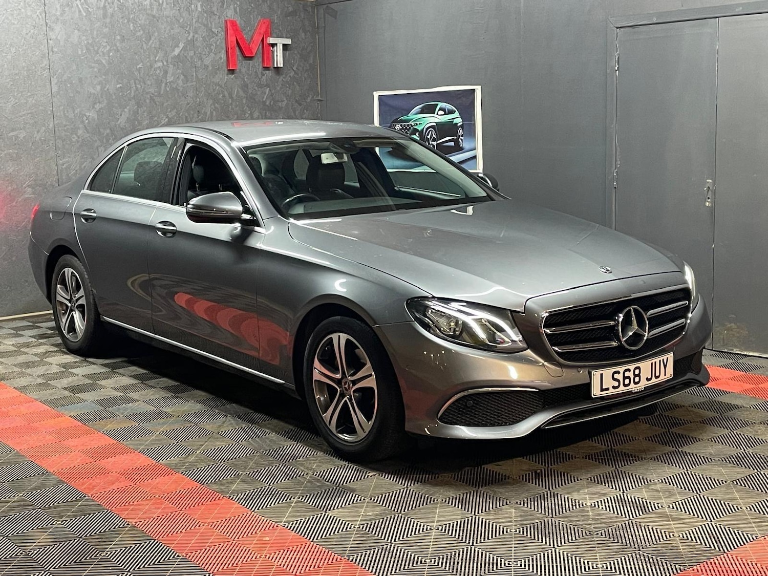Used Mercedes-Benz E Class 2018 for sale - 77238631: Photo 8