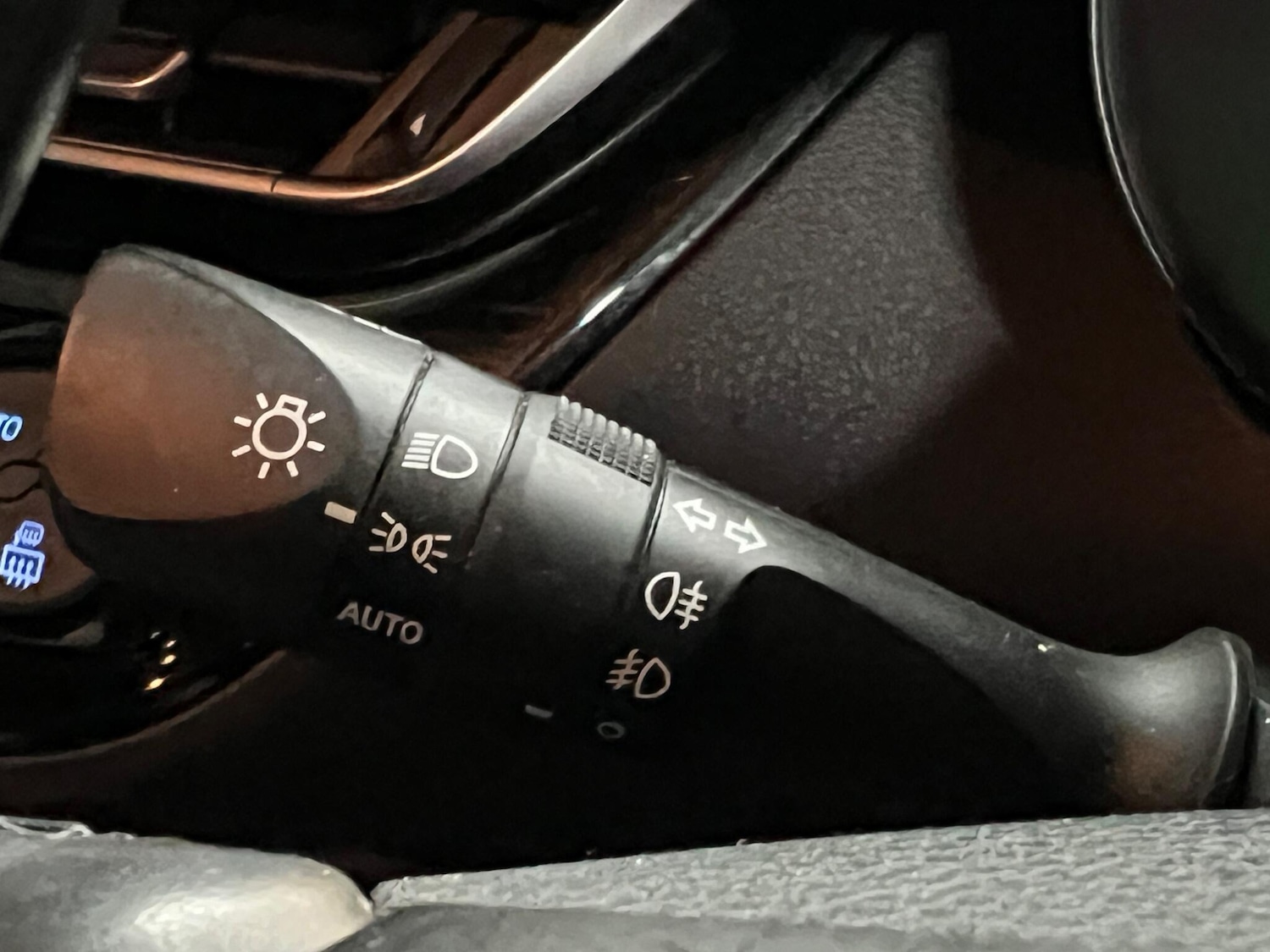 Used Toyota C-HR 2018 for sale - 78157409: Photo 30