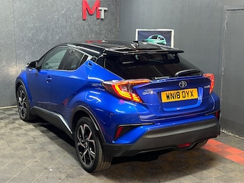 Used Toyota C-HR 2018 for sale - 78157409: Photo