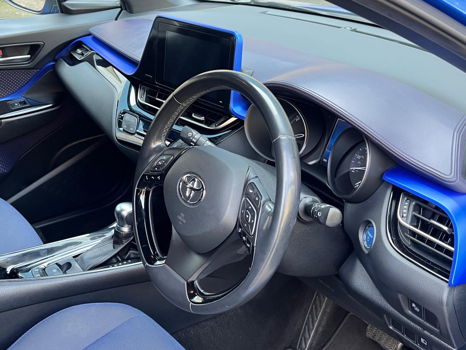 Used Toyota C-HR 2018 for sale - 78157409: Photo 47