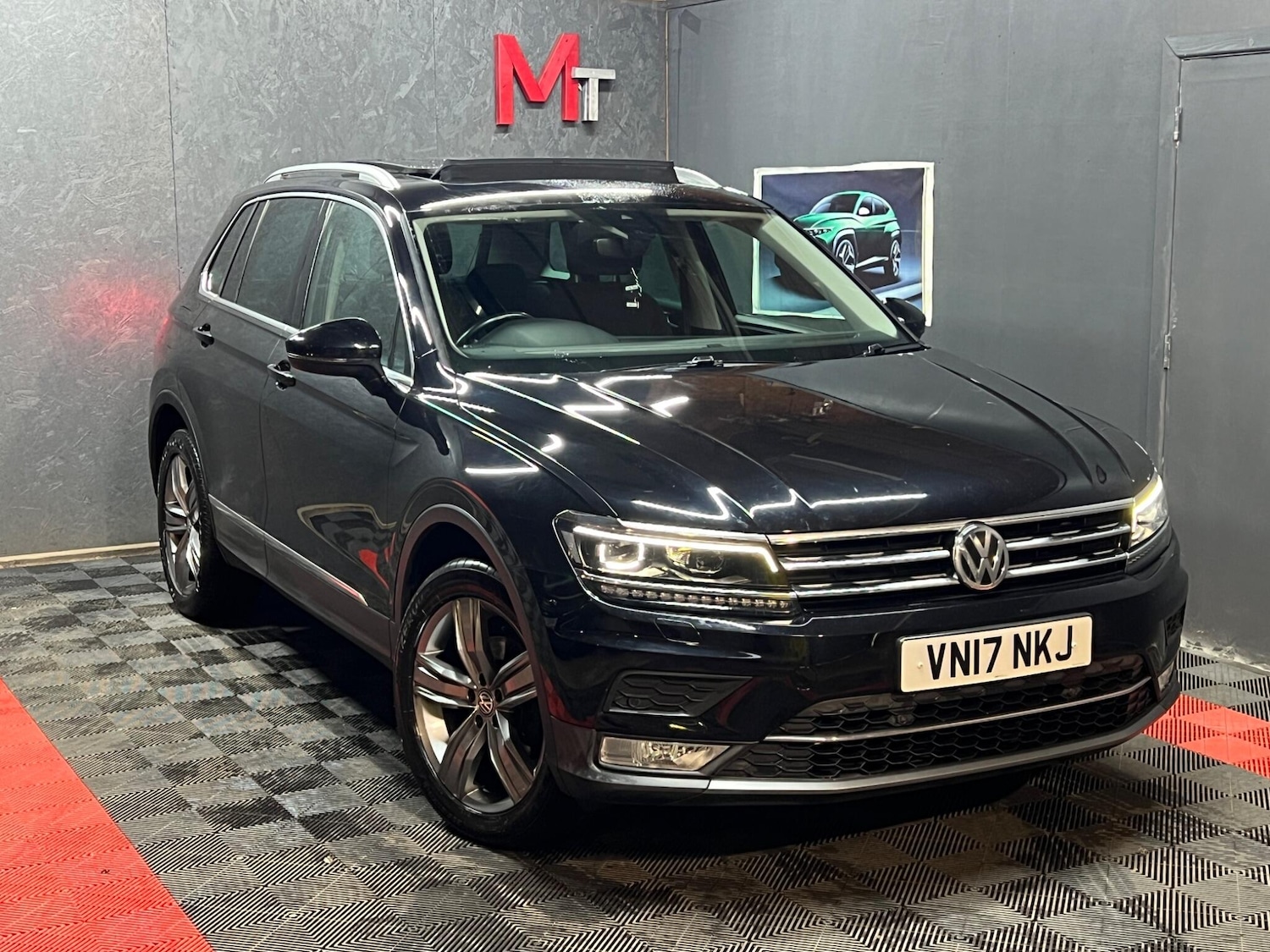 Used Volkswagen Tiguan 2017 for sale - 76976216: Photo 2