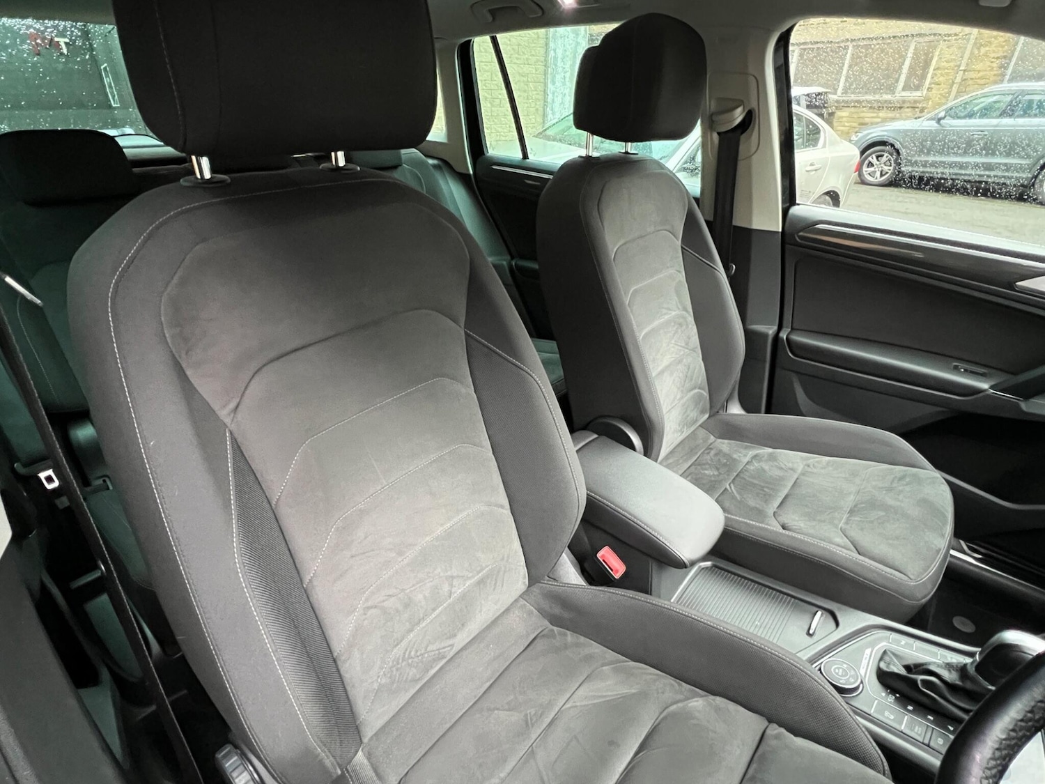 Used Volkswagen Tiguan 2017 for sale - 76976216: Photo 25