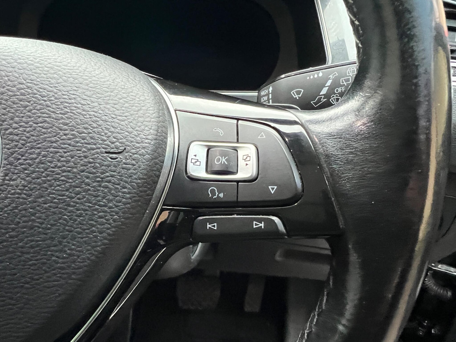 Used Volkswagen Tiguan 2017 for sale - 76976216: Photo 30