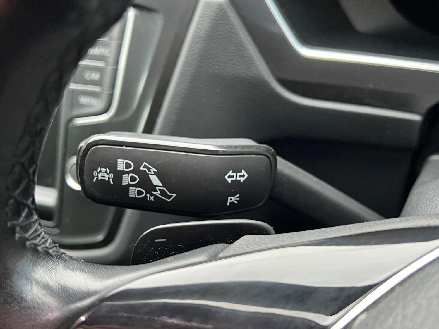 Used Volkswagen Tiguan 2017 for sale - 76976216: Photo 31