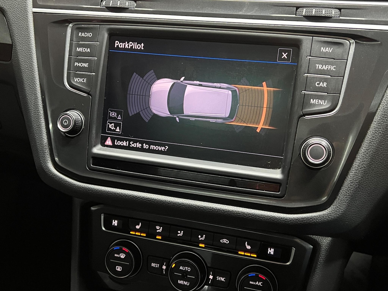 Used Volkswagen Tiguan 2017 for sale - 76976216: Photo 45