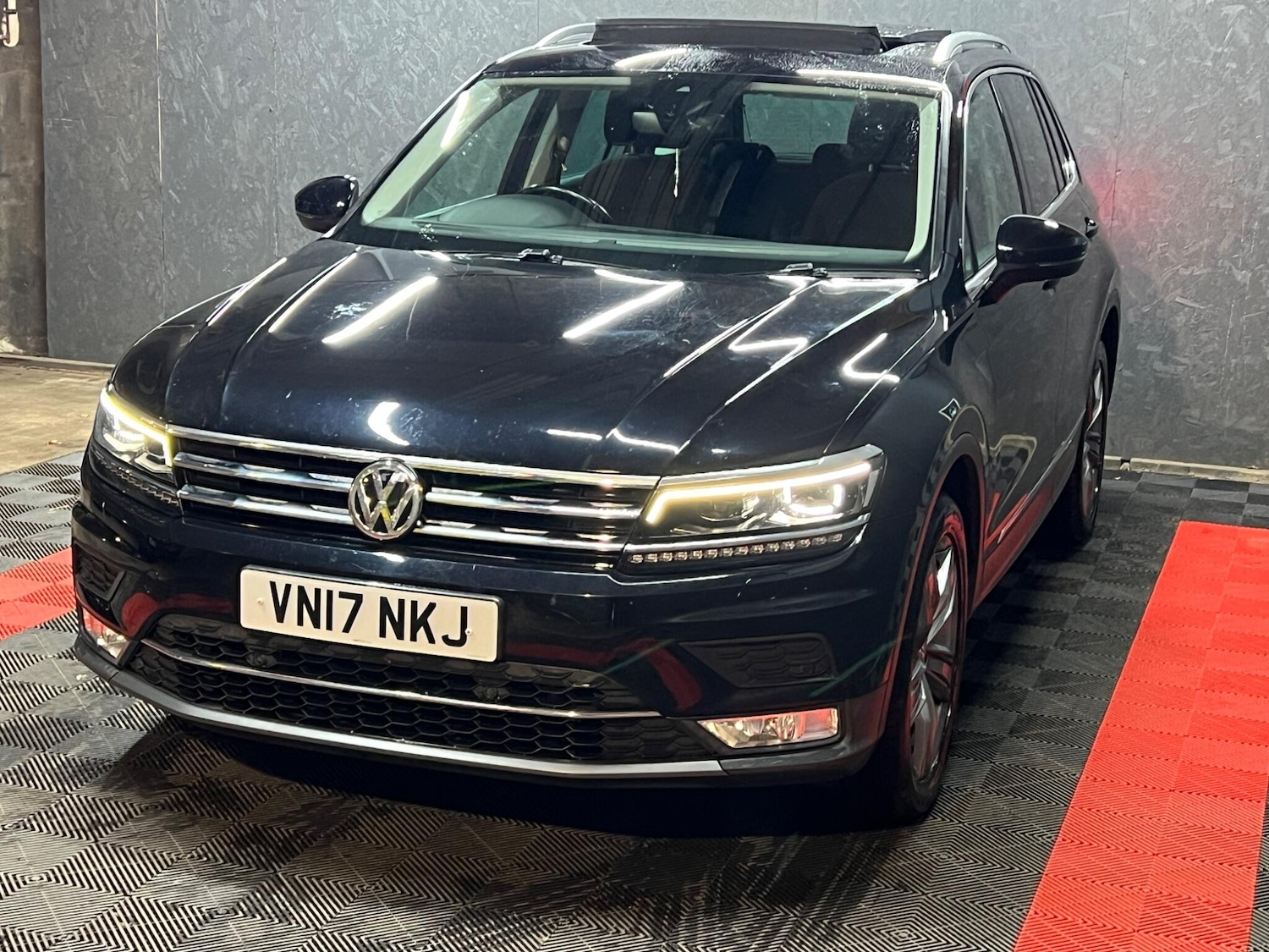 Used Volkswagen Tiguan 2017 for sale - 76976216: Photo 5