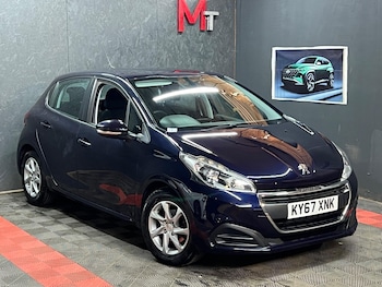 Used Peugeot 208 2017 for sale - 79237032: Photo