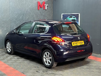 Used Peugeot 208 2017 for sale - 79237032: Photo