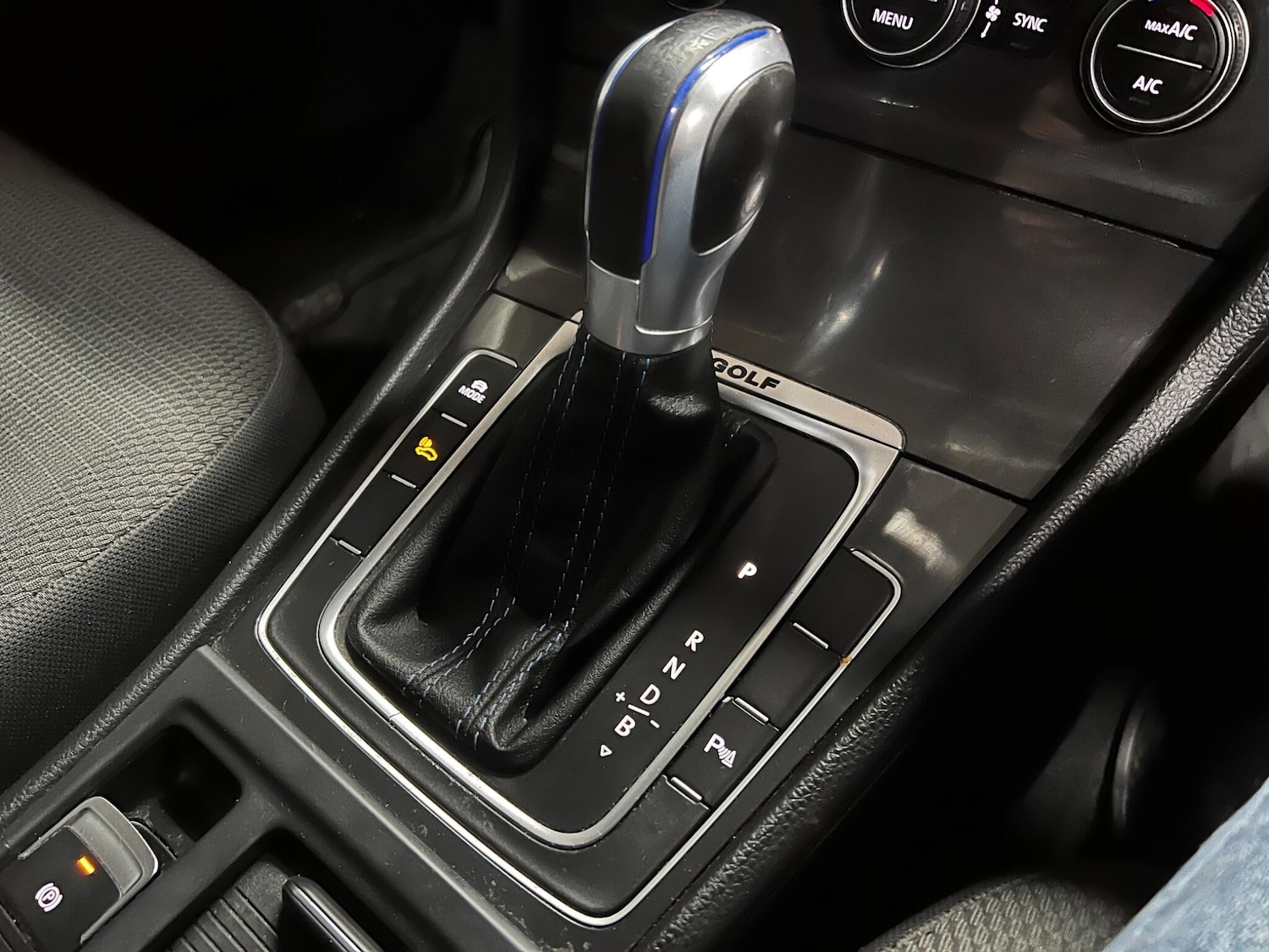 Used Volkswagen Golf 2018 for sale - 77647127: Photo 15