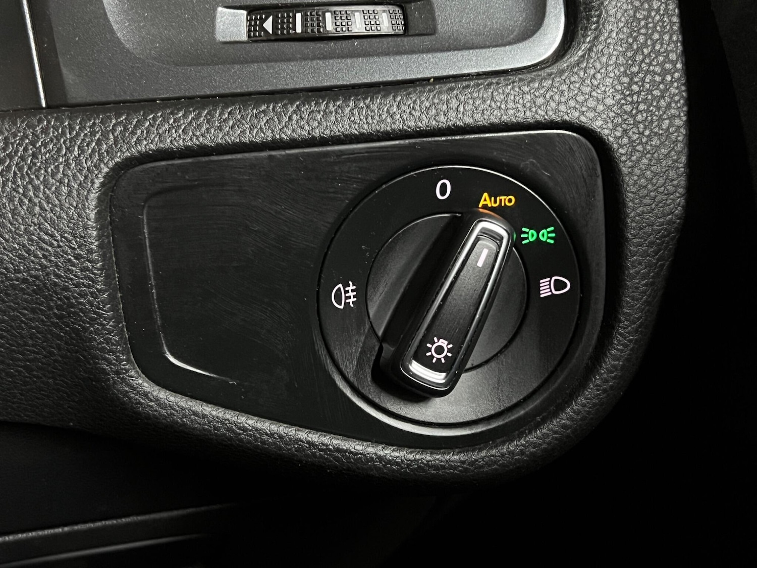 Used Volkswagen Golf 2018 for sale - 77647127: Photo 22