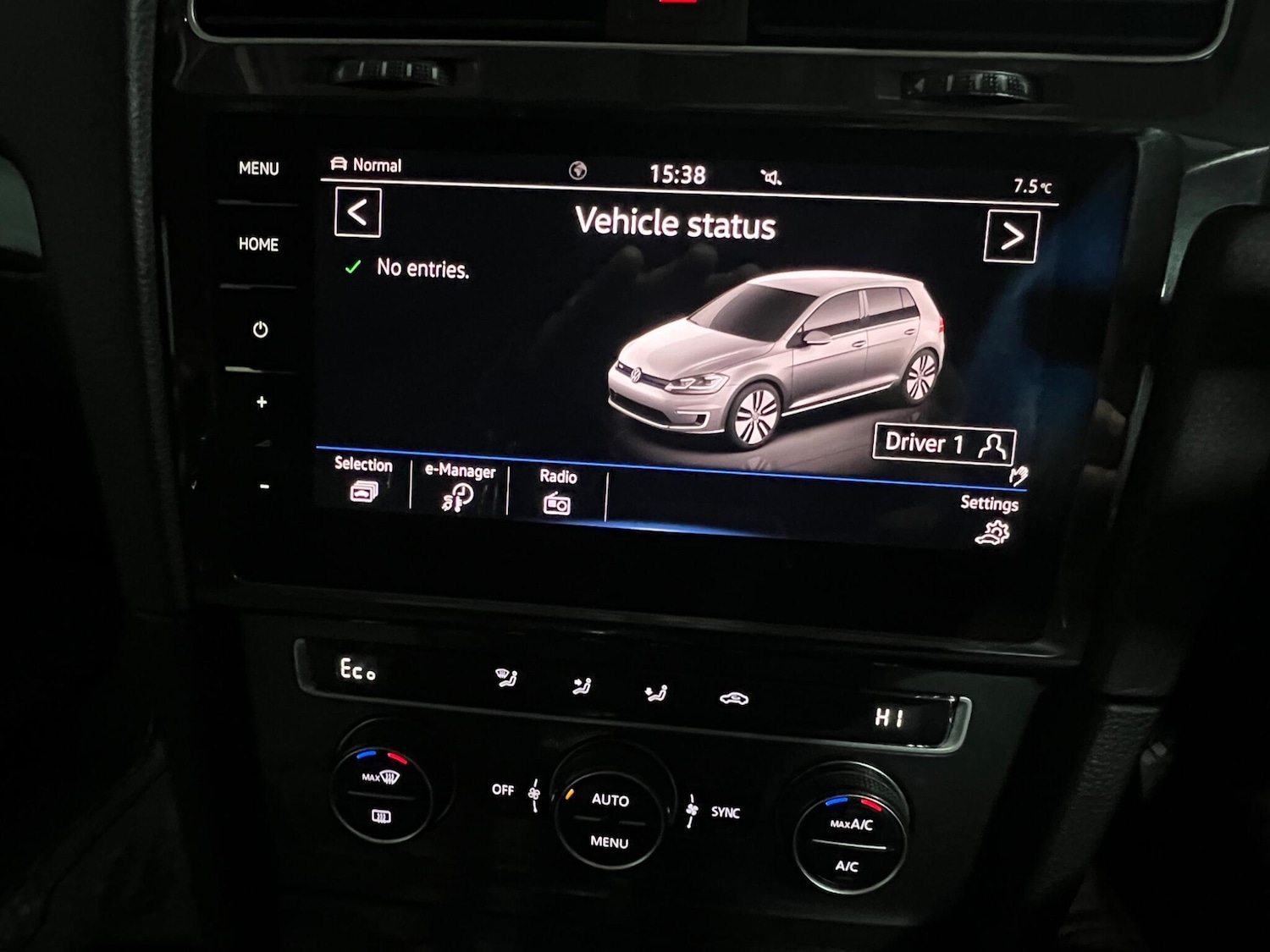 Used Volkswagen Golf 2018 for sale - 77647127: Photo 28