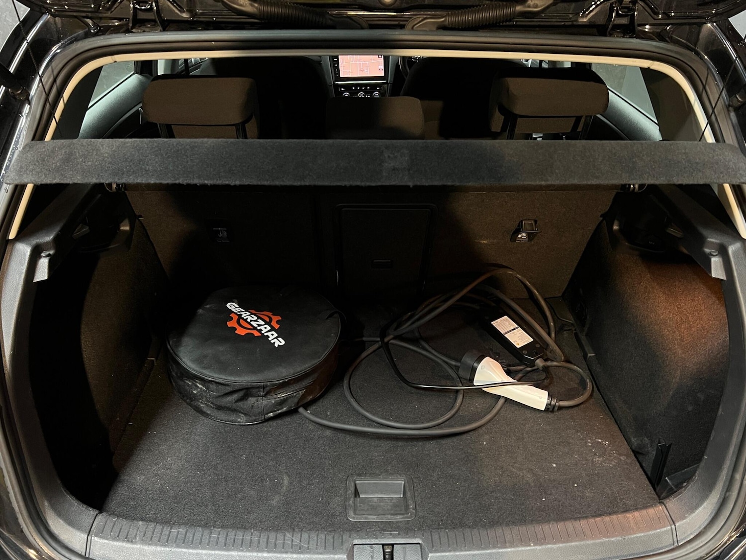 Used Volkswagen Golf 2018 for sale - 77647127: Photo 34