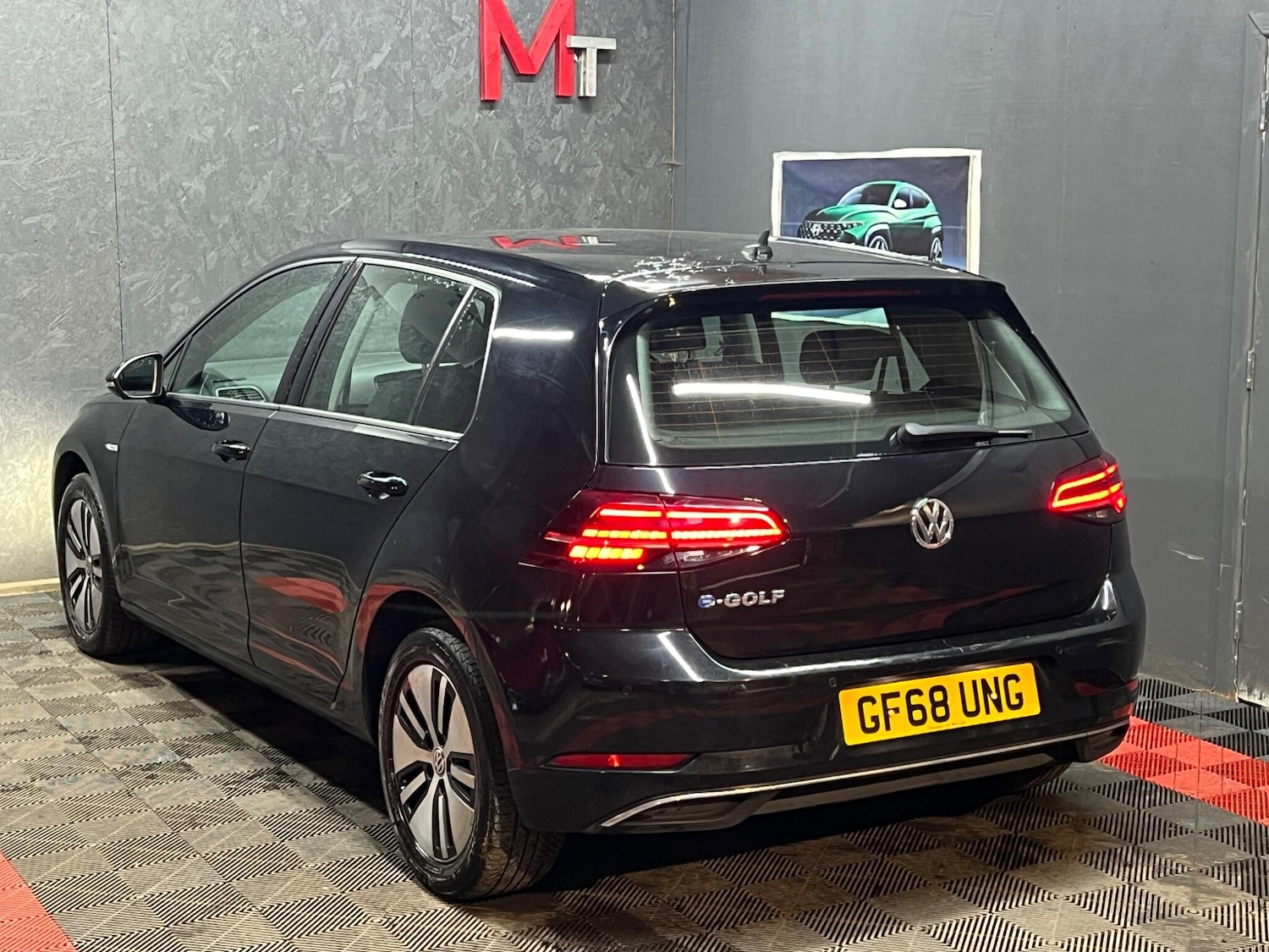 Used Volkswagen Golf 2018 for sale - 77647127: Photo 9