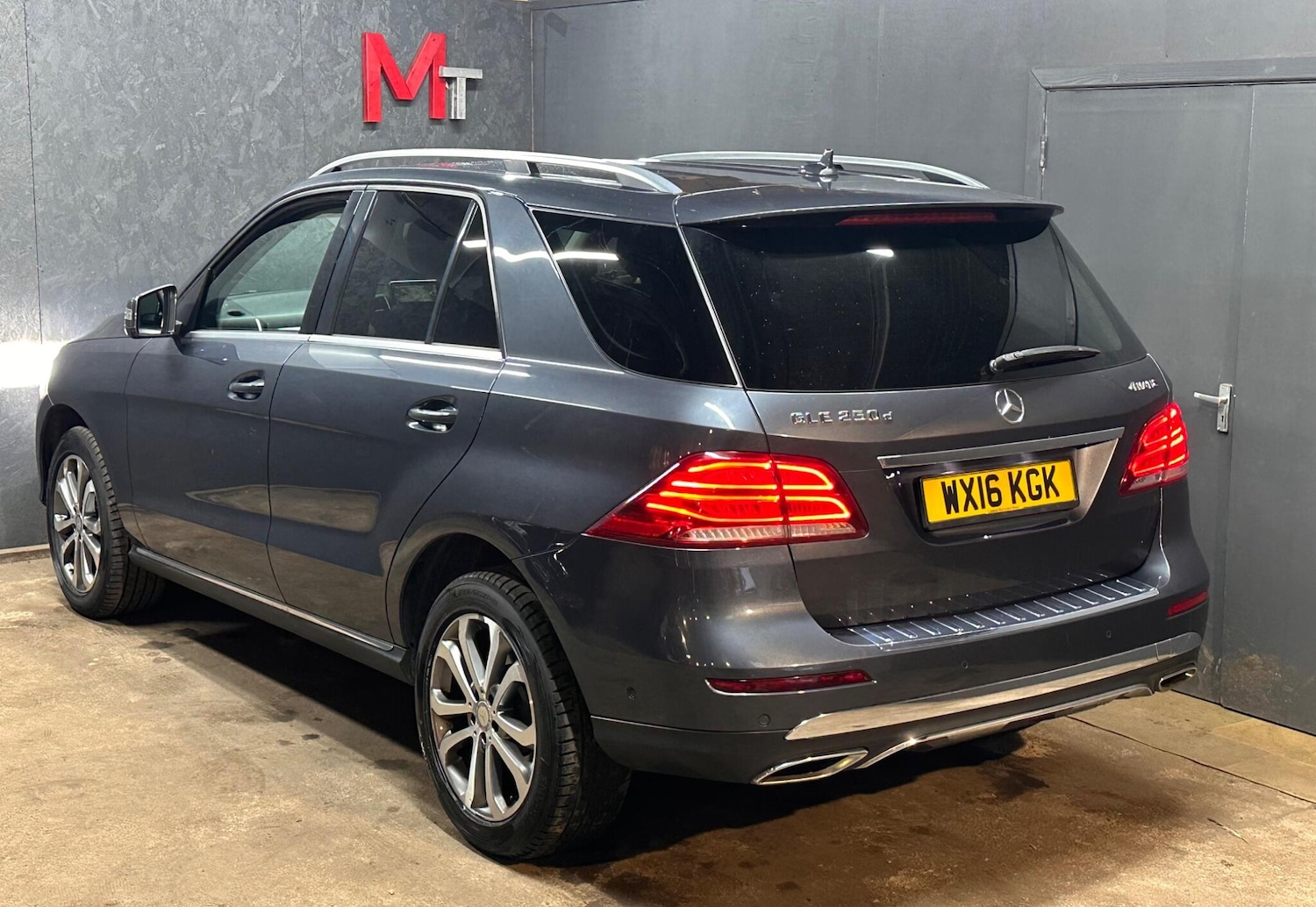 Used Mercedes-Benz GLE 2016 for sale - 76573362: Photo 10