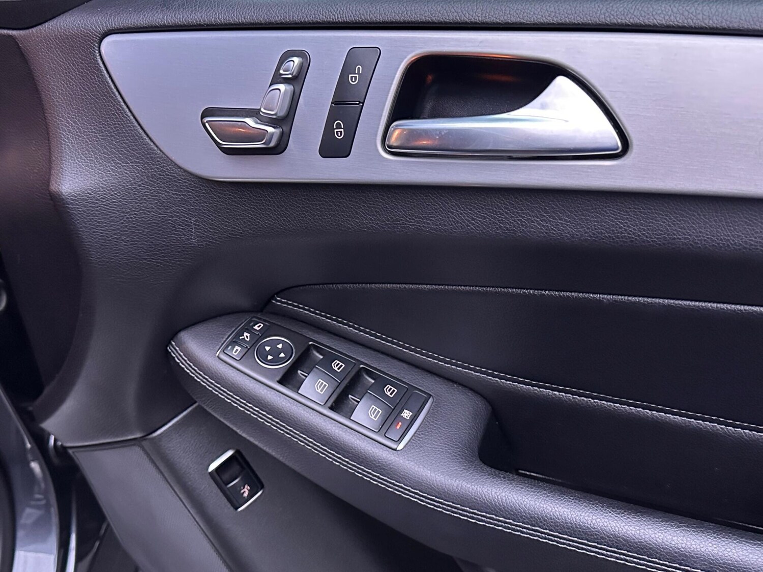 Used Mercedes-Benz GLE 2016 for sale - 76573362: Photo 30