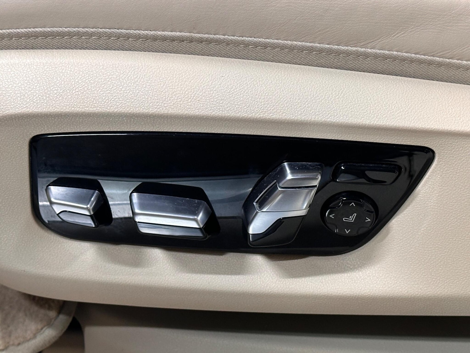 Used BMW 7 Series 2019 for sale - 76607980: Photo 27