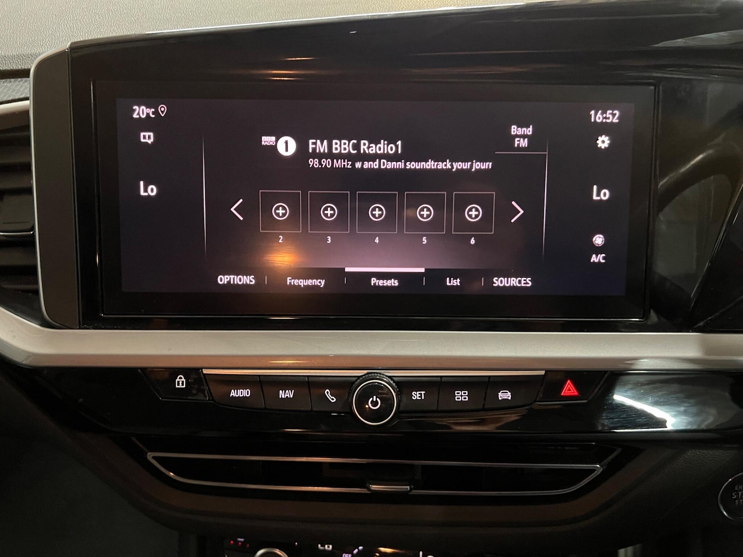 Used Vauxhall Grandland 2023 for sale - 76270928: Photo 33