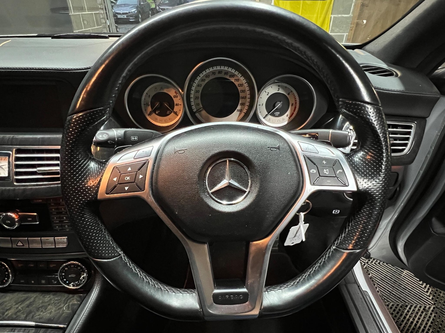 Used Mercedes-Benz CLS 2013 for sale - 76997068: Photo 30