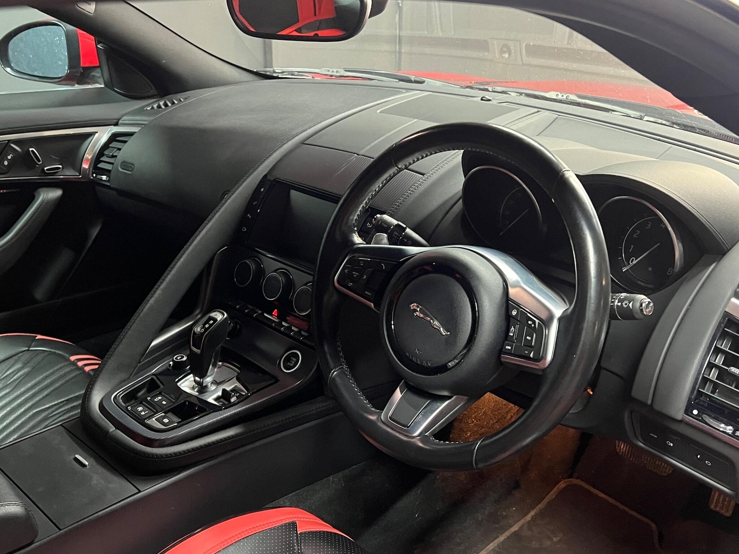 Used Jaguar F-Type 2017 for sale - 77585991: Photo 24