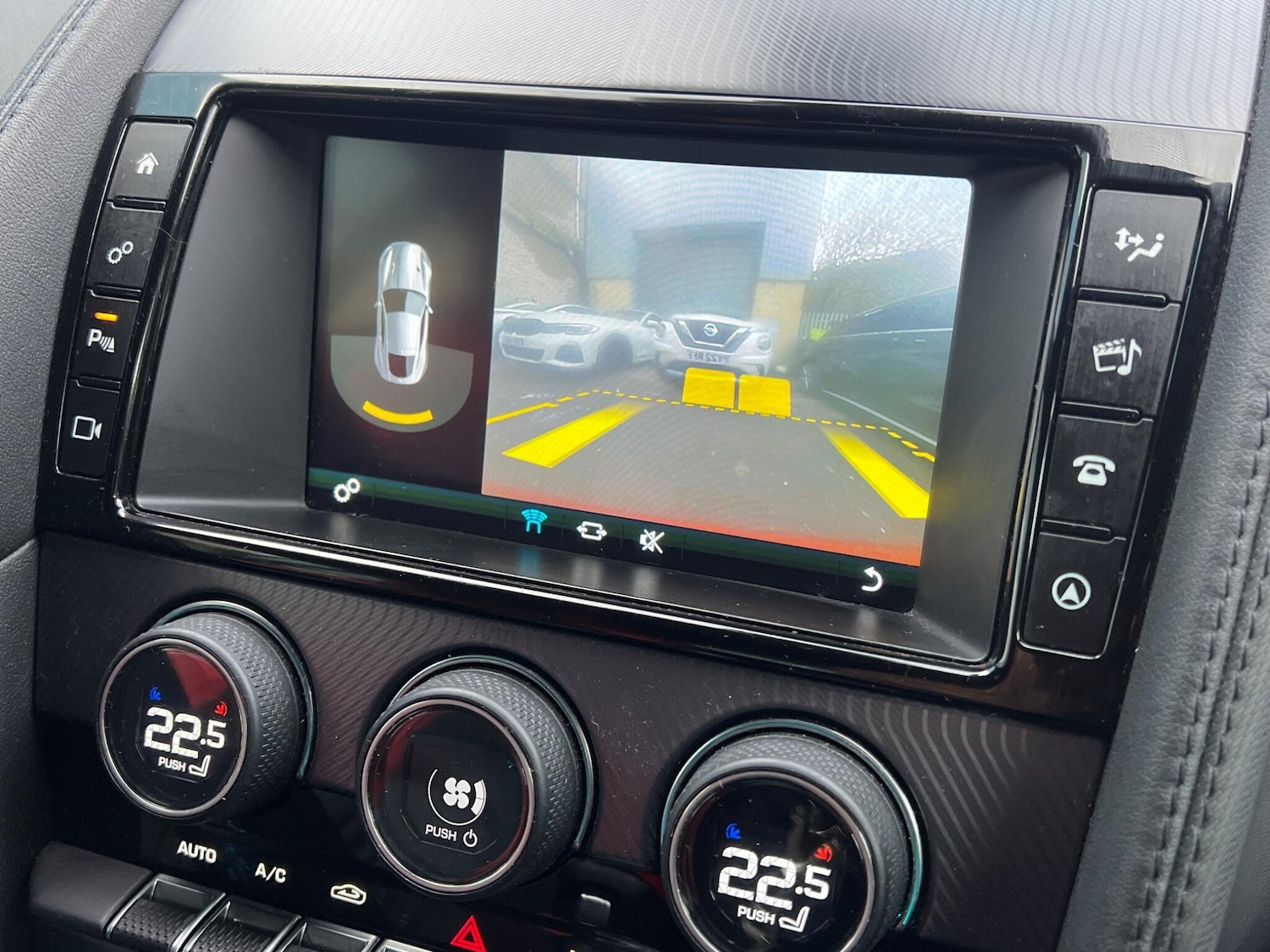 Used Jaguar F-Type 2017 for sale - 77585991: Photo 37