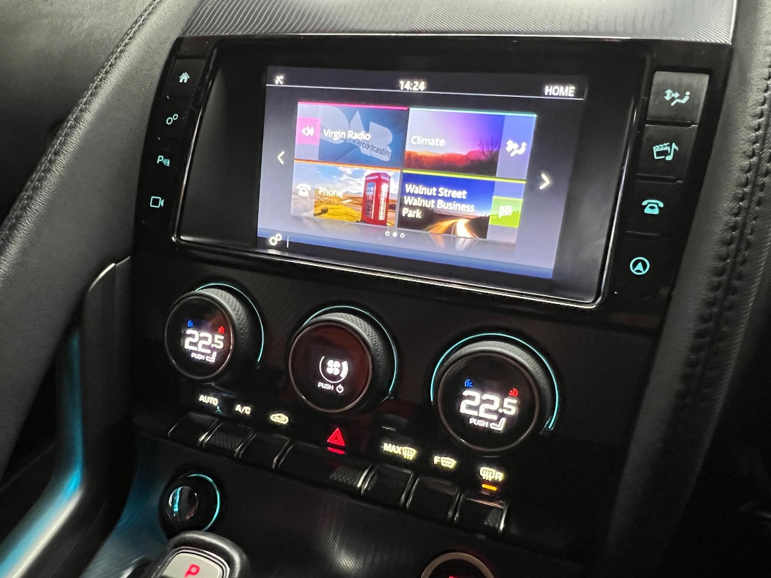 Used Jaguar F-Type 2017 for sale - 77585991: Photo 39