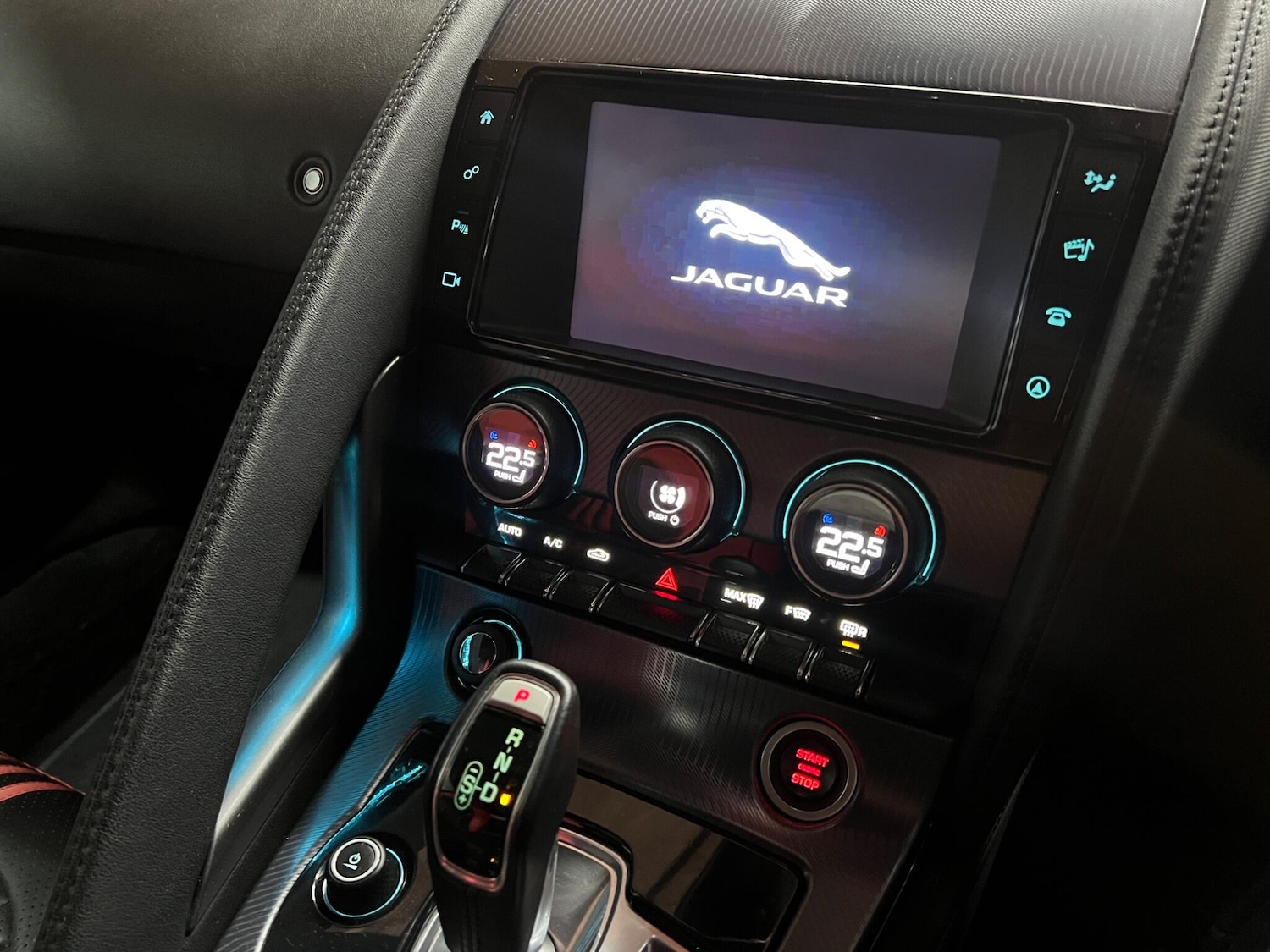 Used Jaguar F-Type 2017 for sale - 77585991: Photo 41